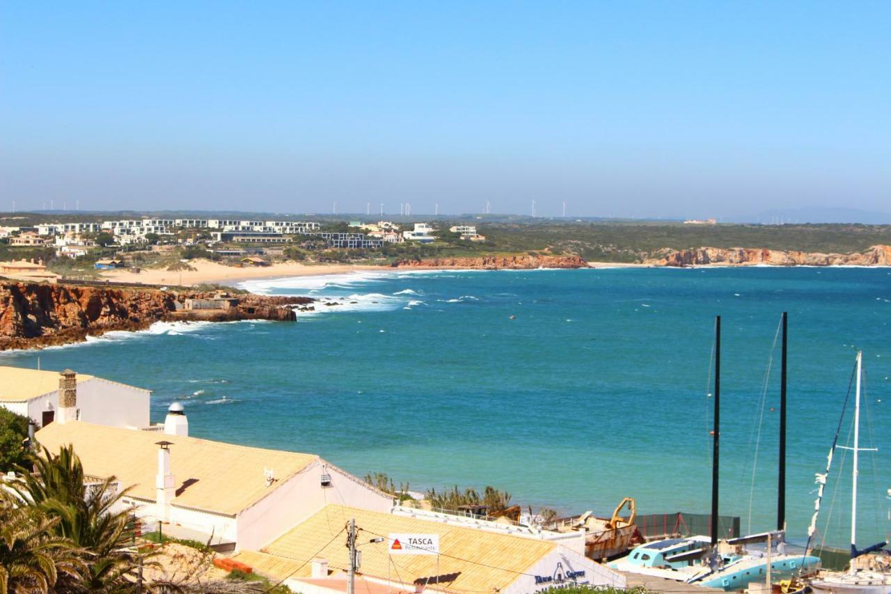 Sagres Sunny Room With Private Bathroom 300M From The Beach Ngoại thất bức ảnh