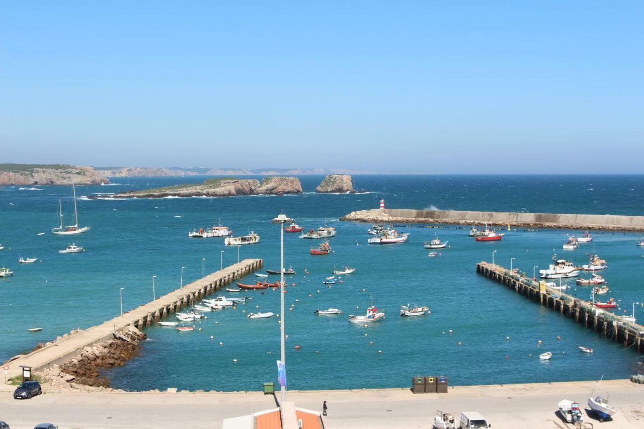 Sagres Sunny Room With Private Bathroom 300M From The Beach Ngoại thất bức ảnh